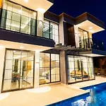 Miel Suites-3 Luxury With Private Pool&sauna ヴィラ *