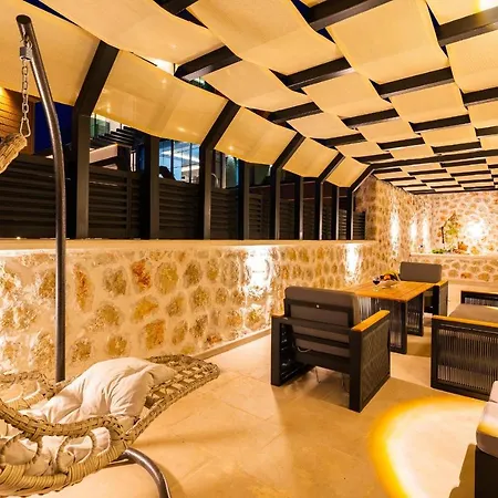 Miel Suites-3 Luxury With Private Pool&sauna 빌라 칼칸